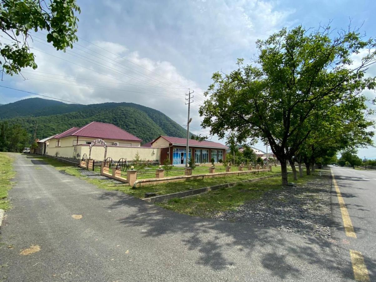 قاكس Alp Hotel المظهر الخارجي الصورة