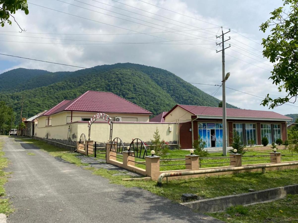 قاكس Alp Hotel المظهر الخارجي الصورة