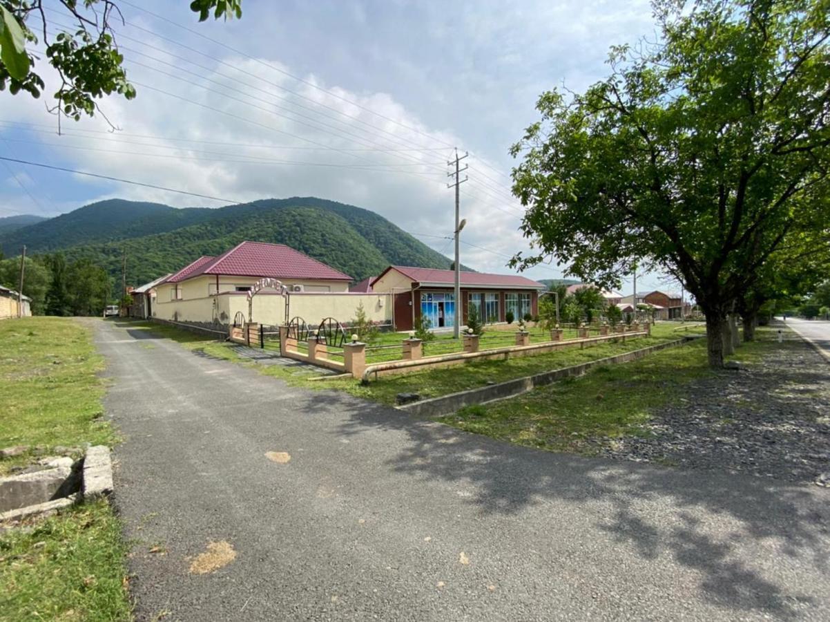 قاكس Alp Hotel المظهر الخارجي الصورة