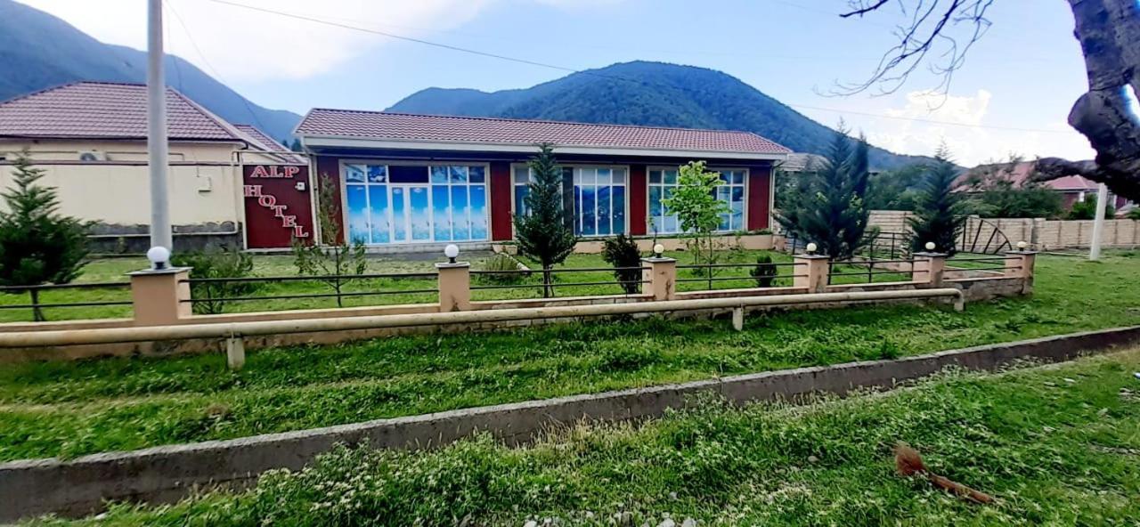 قاكس Alp Hotel المظهر الخارجي الصورة